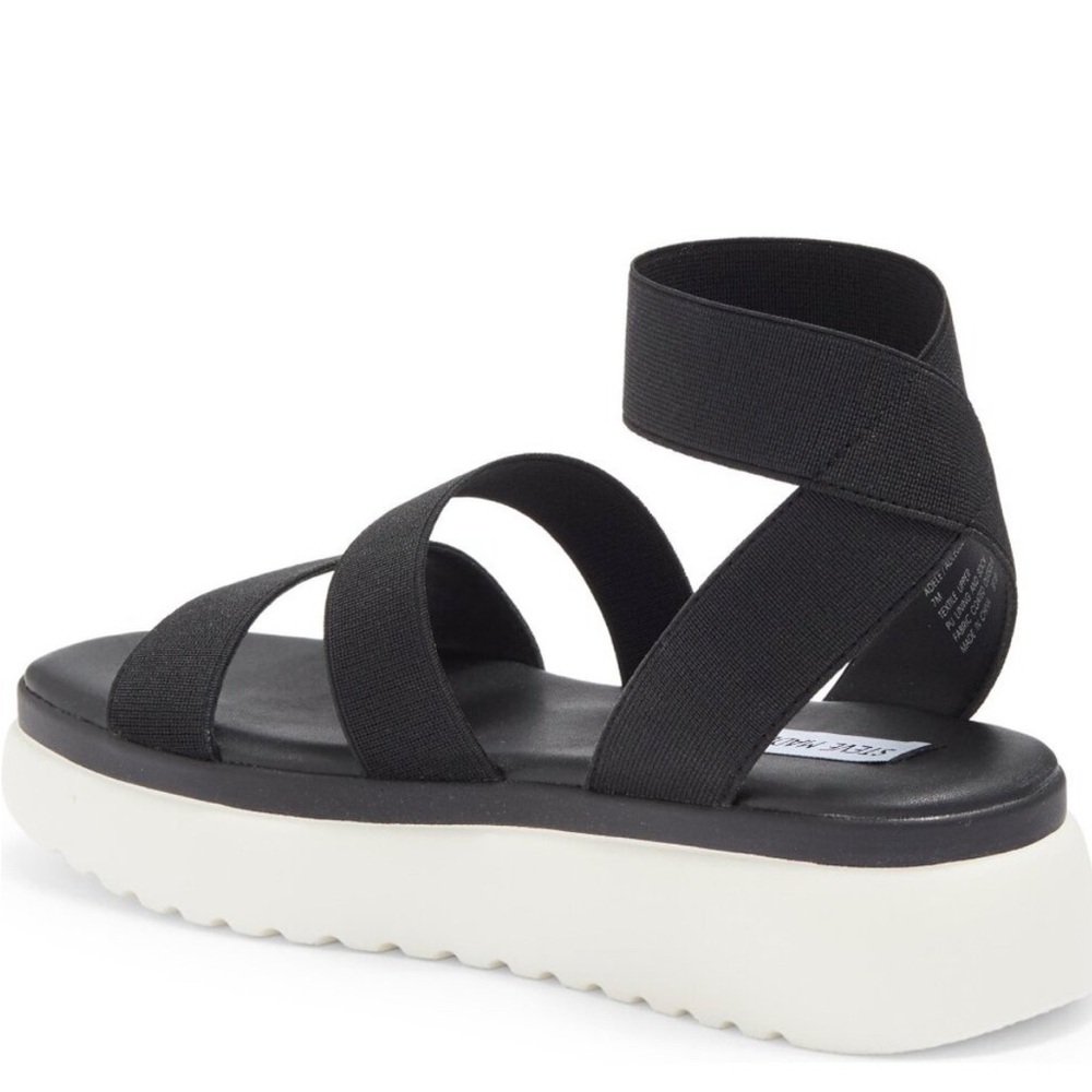 NIB Steve Madden Adele Black Sandals